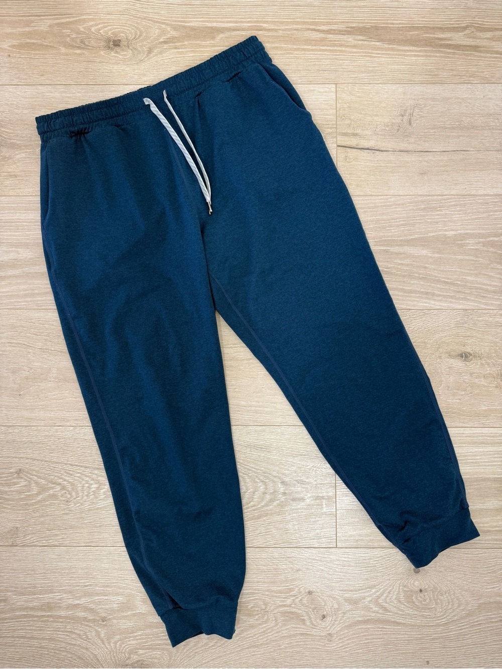 Vuori Teal Performance Jogger